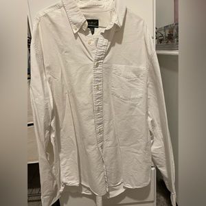 Eddie Bauer men’s long sleeve white button down dress shirt